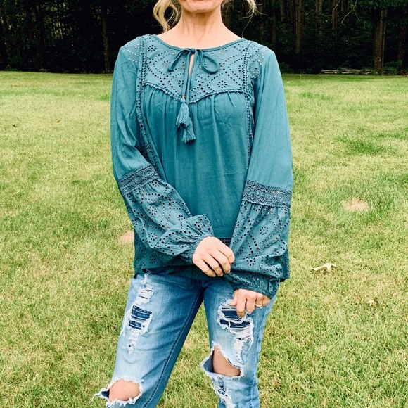 Knox Rose Tops - Fun BOHO top